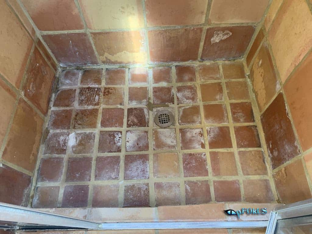 Superficial Dirt and Stains on Tile and Grout